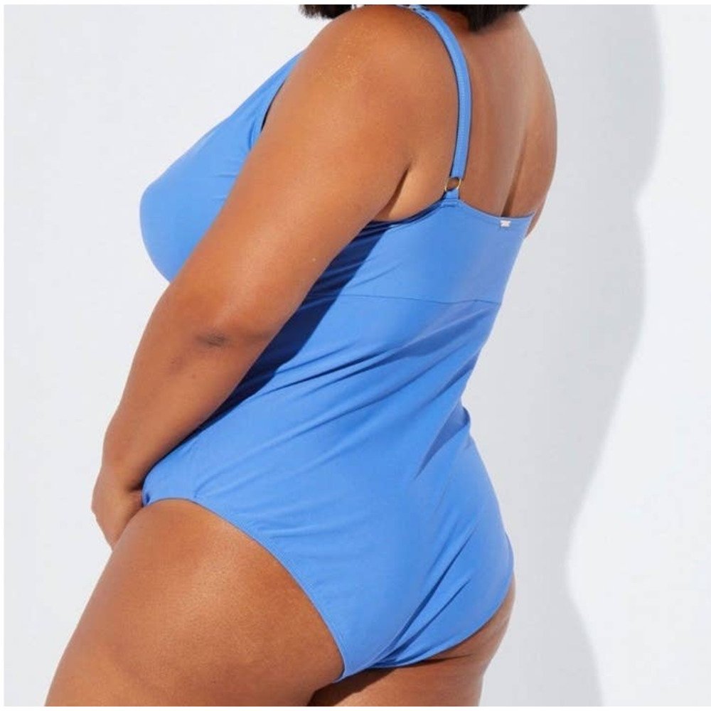 NWT Nicole Miller Swimsuit - S - Picture 2 of 5